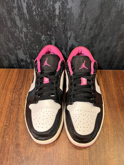 Jordan 1 Low Black Active Fuchsia size 42