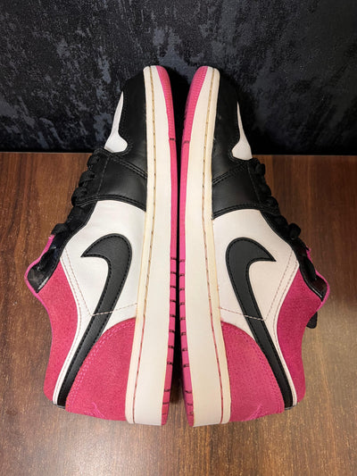 Jordan 1 Low Black Active Fuchsia size 42