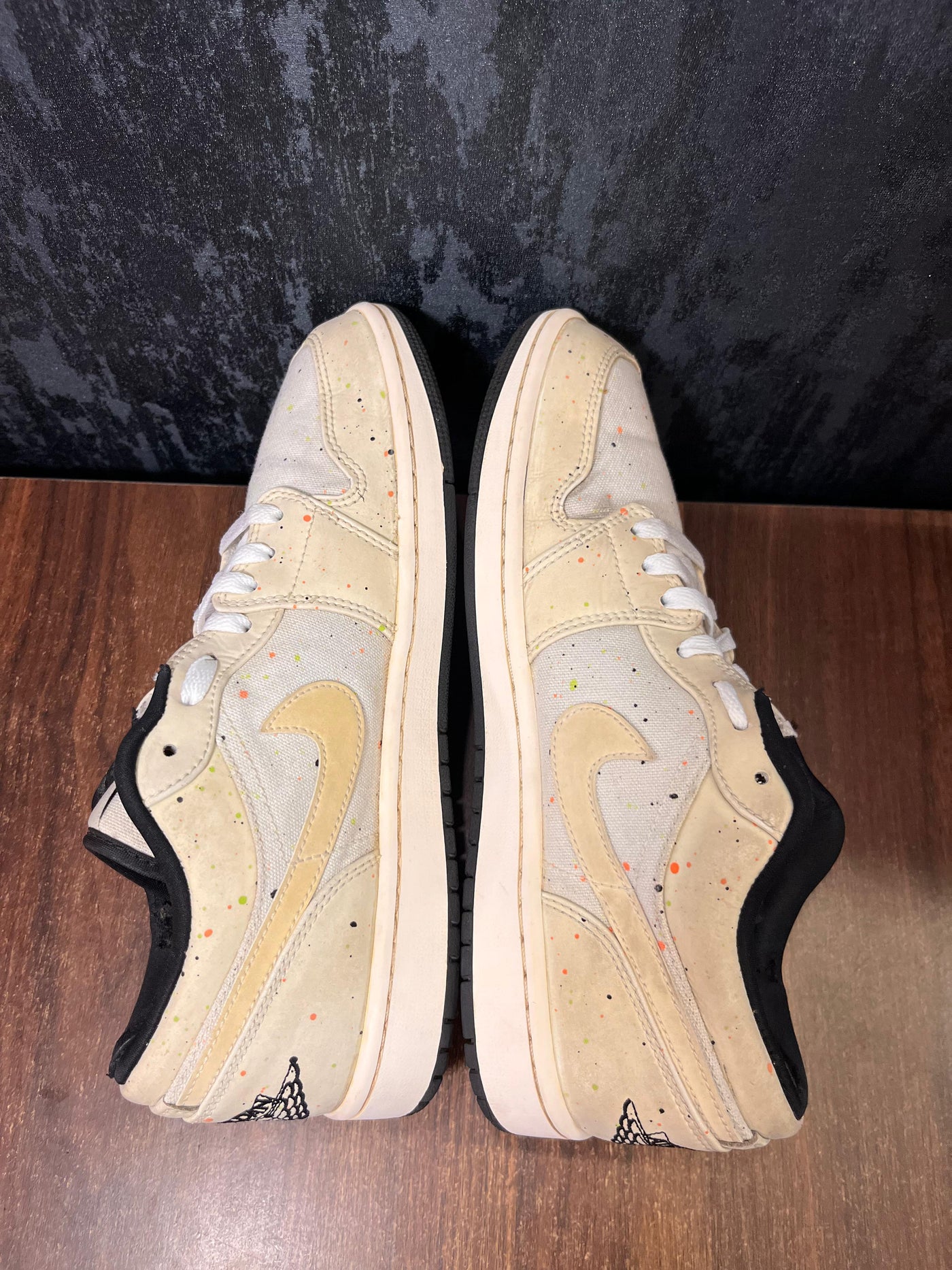 Jordan 1 Low Brushstroke size 42