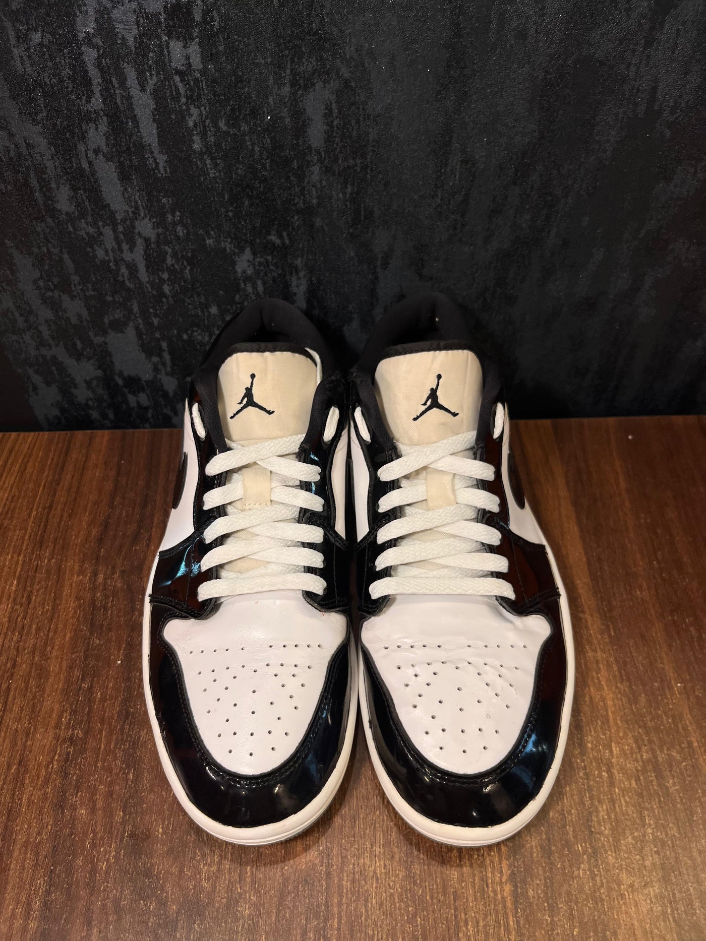 Jordan 1 Low Concord size 42.5