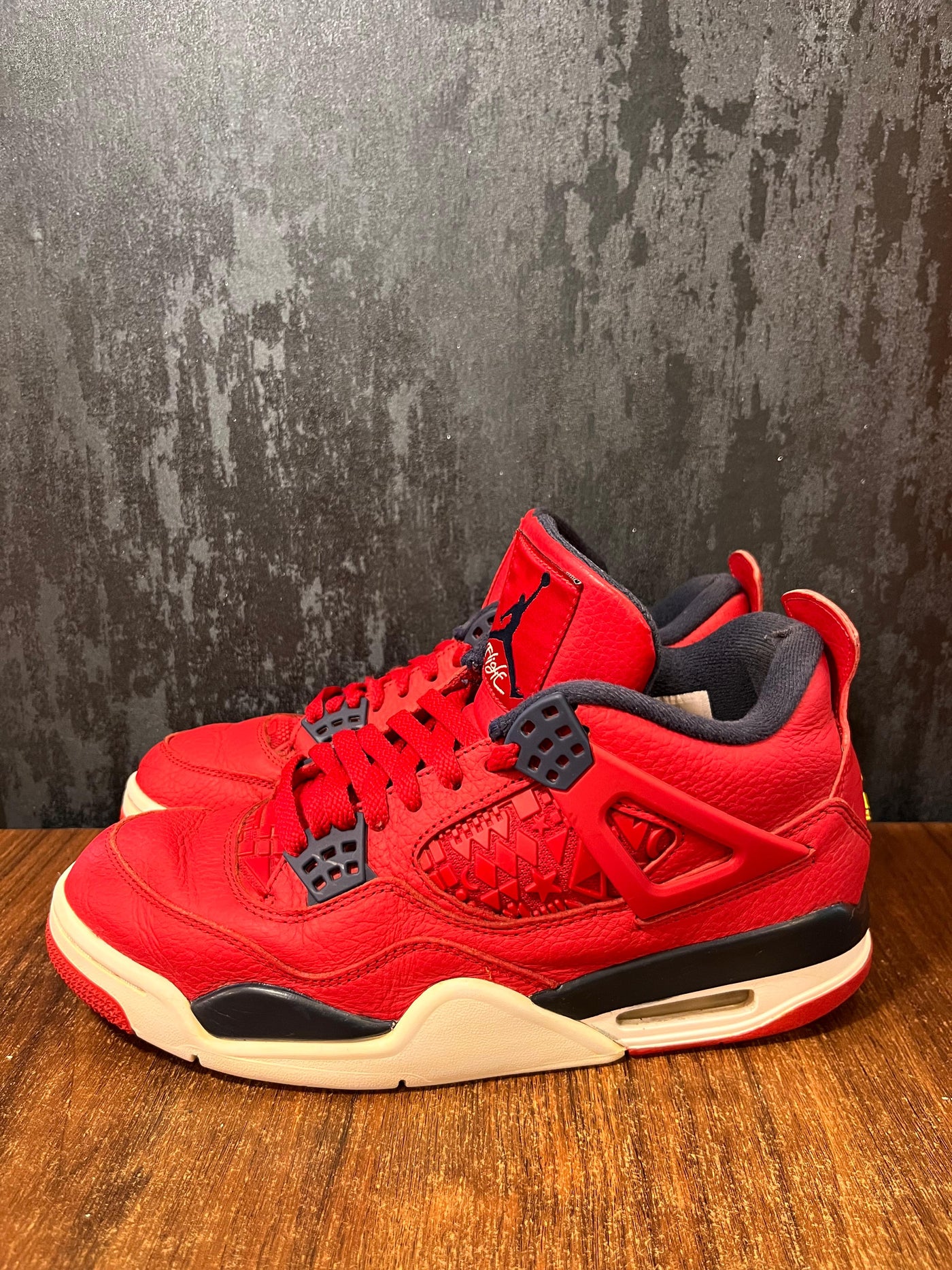 Jordan 4 FIBA 2019 size 42