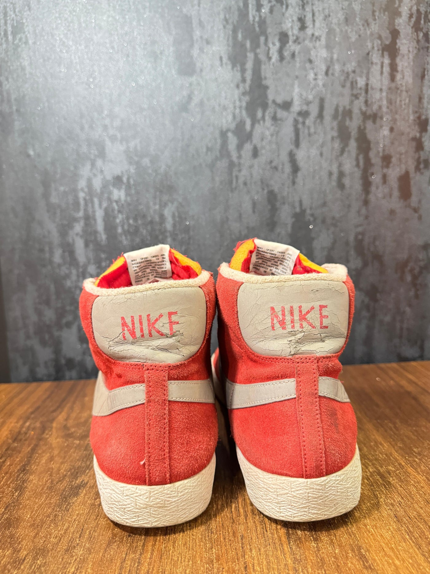 Nike Blazer Mid 77 Team red Size 43