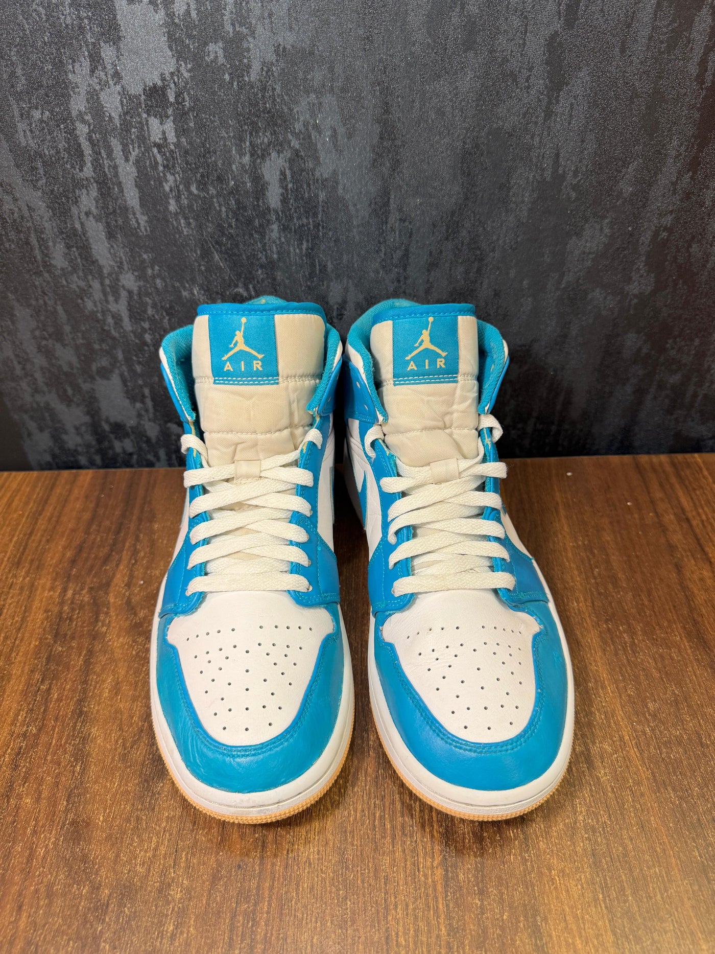Jordan 1 Mid Aquatone size 43