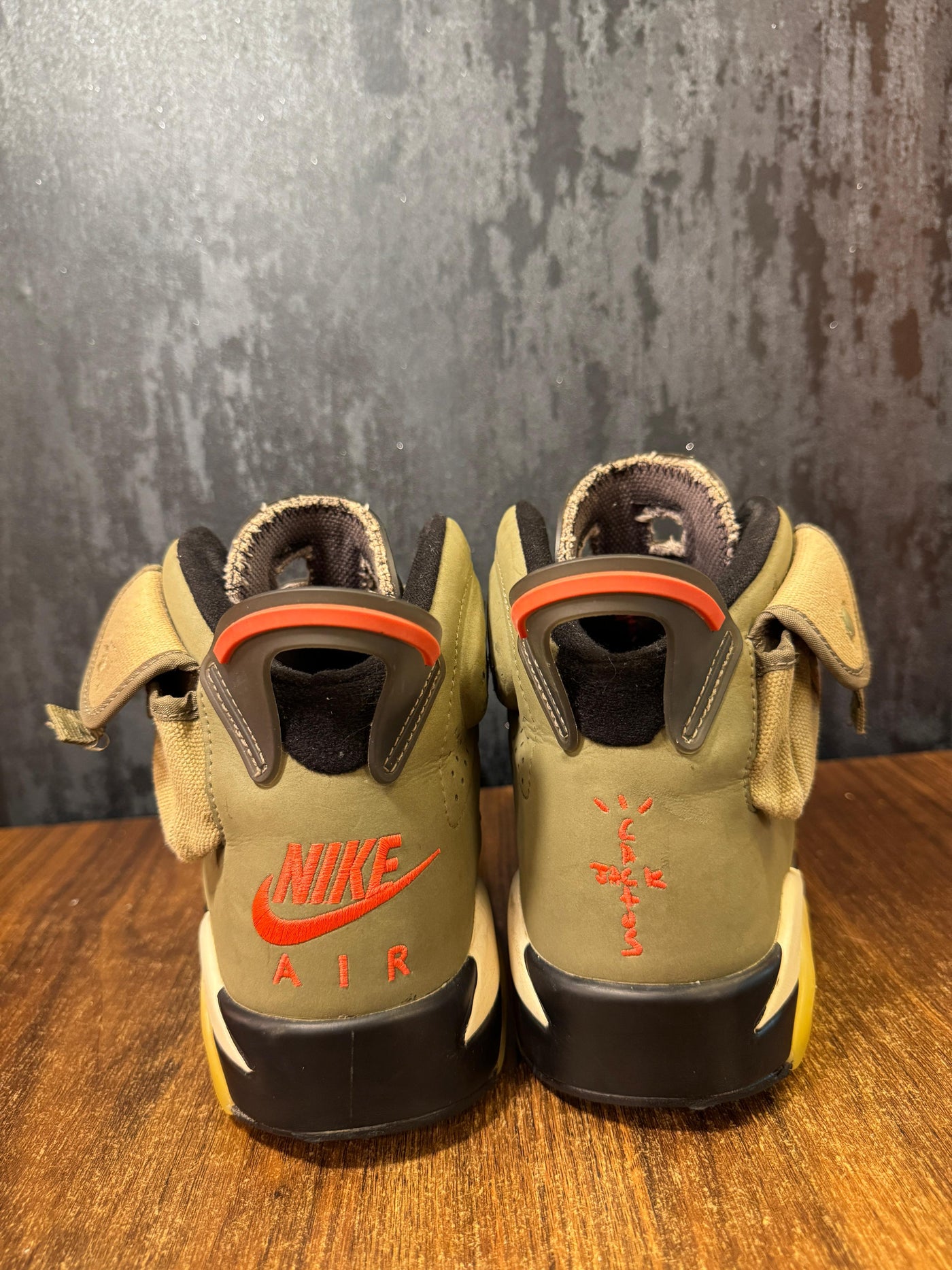 Jordan 6 Retro Travis Scott Size 43