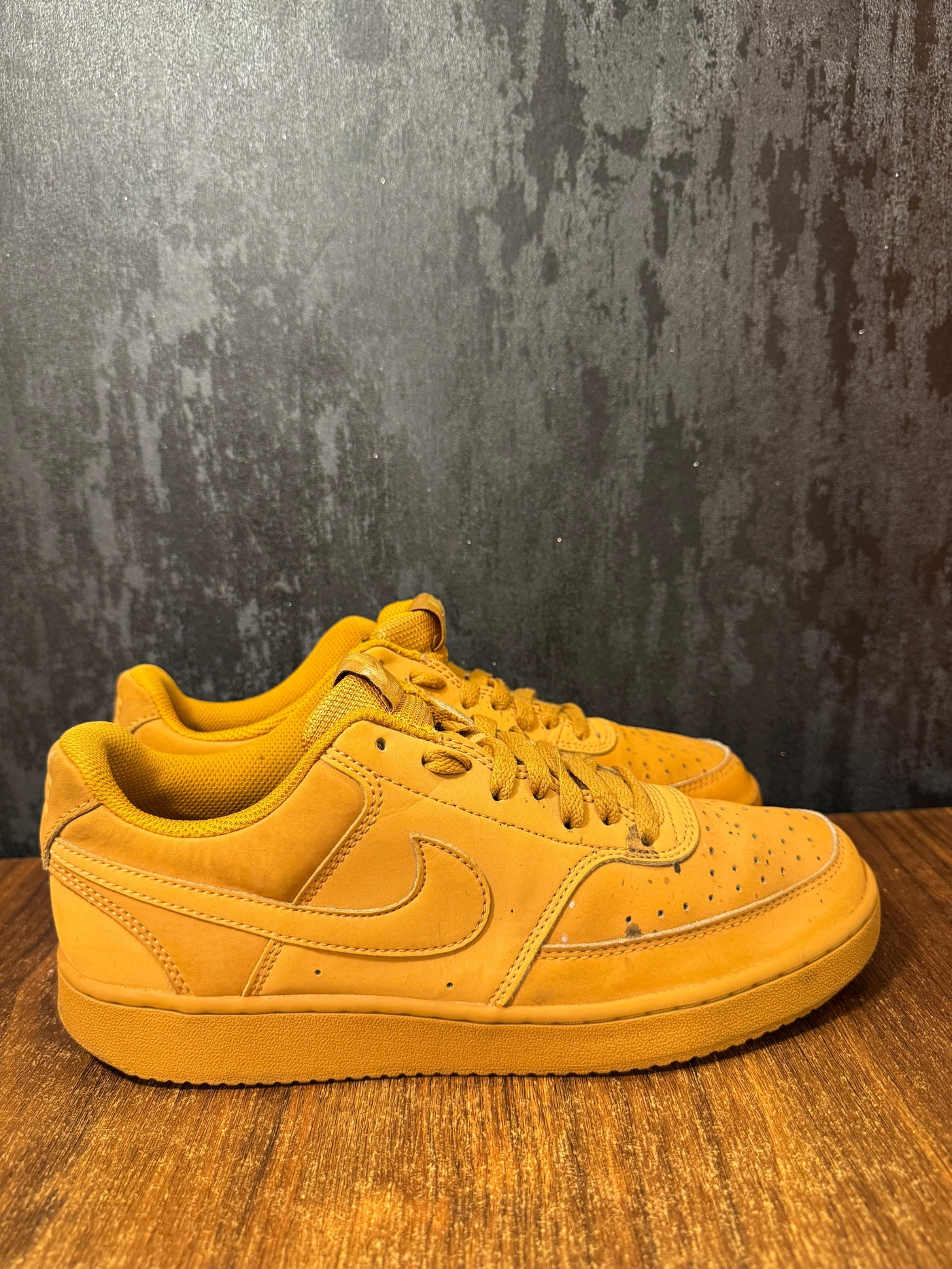 Nike Court Vision Low Wheat size 41