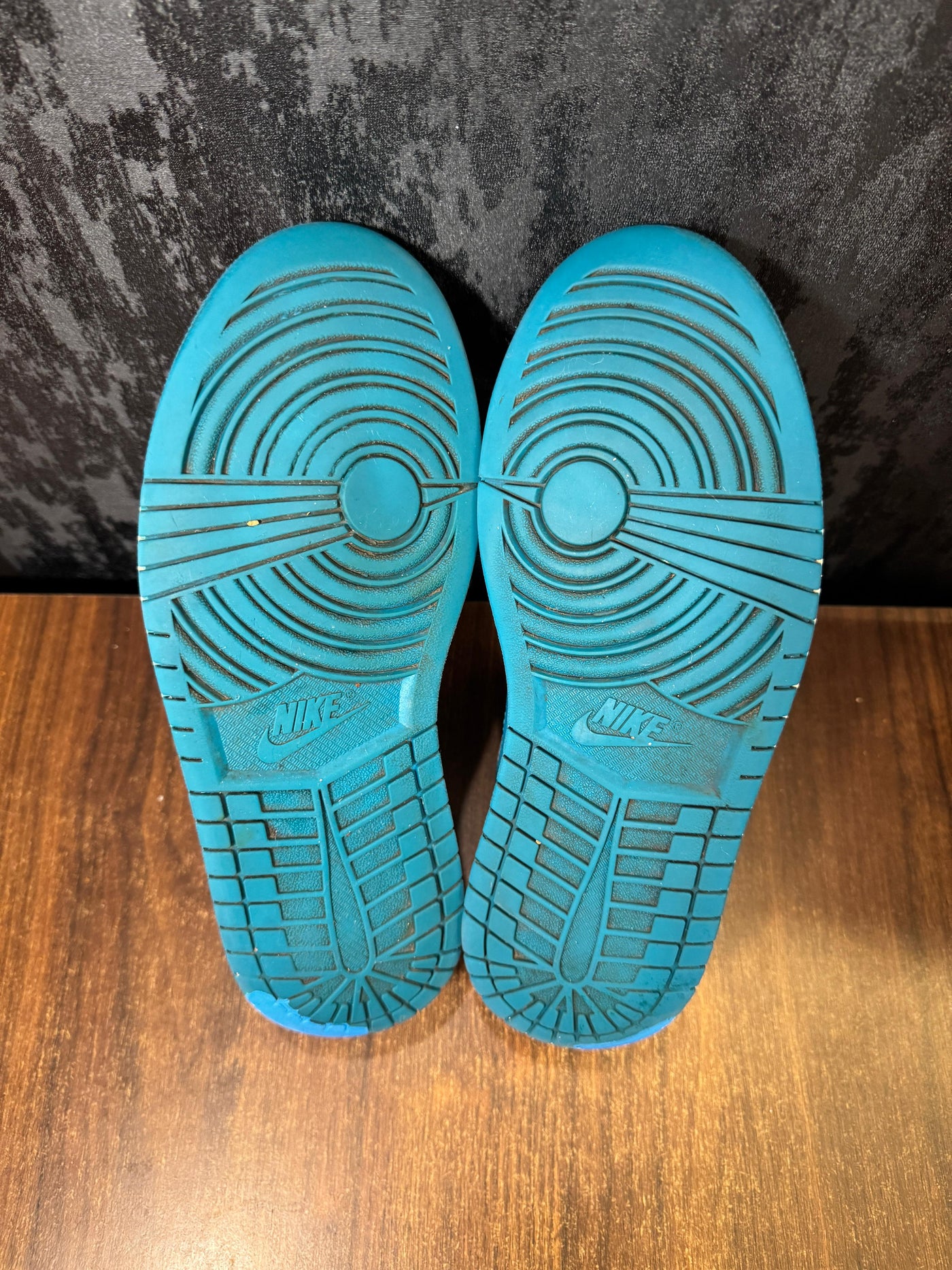 Jordan 1 Low Aquatone size 41