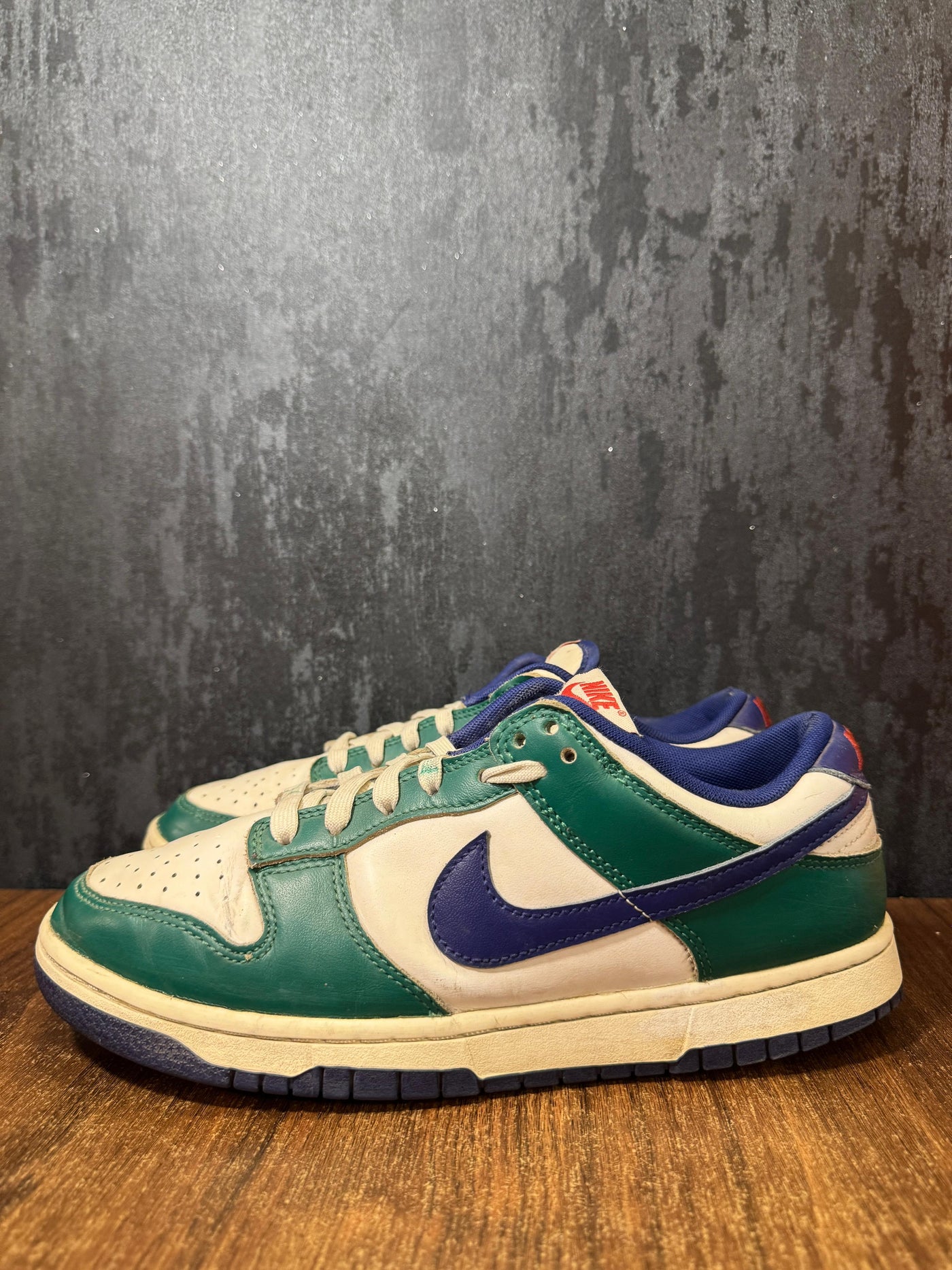 Nike Dunk Low Retro Gorge Green Deep Royal Blue size 41