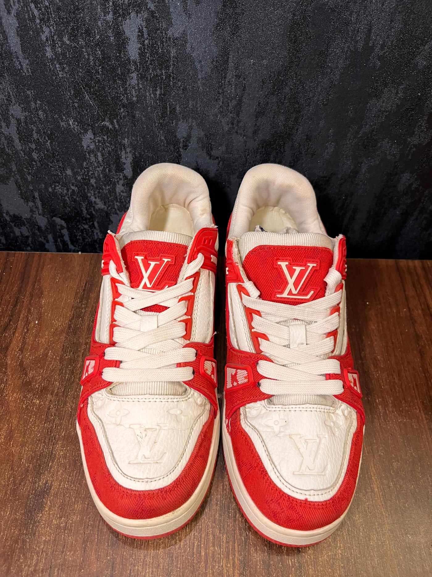 Louis Vuitton Trainer Red White Size 41