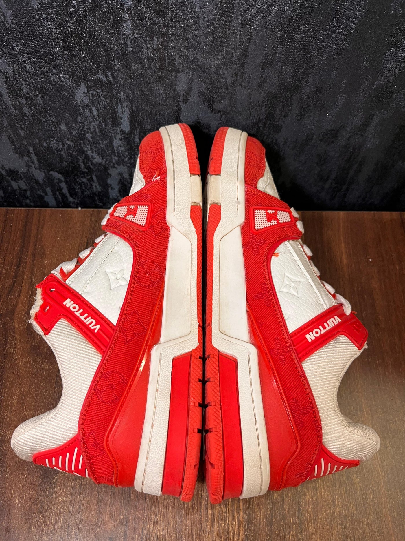 Louis Vuitton Trainer Red White Size 41