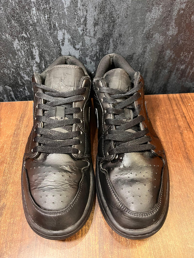 Jordan 1 Low Triple Black (2022)