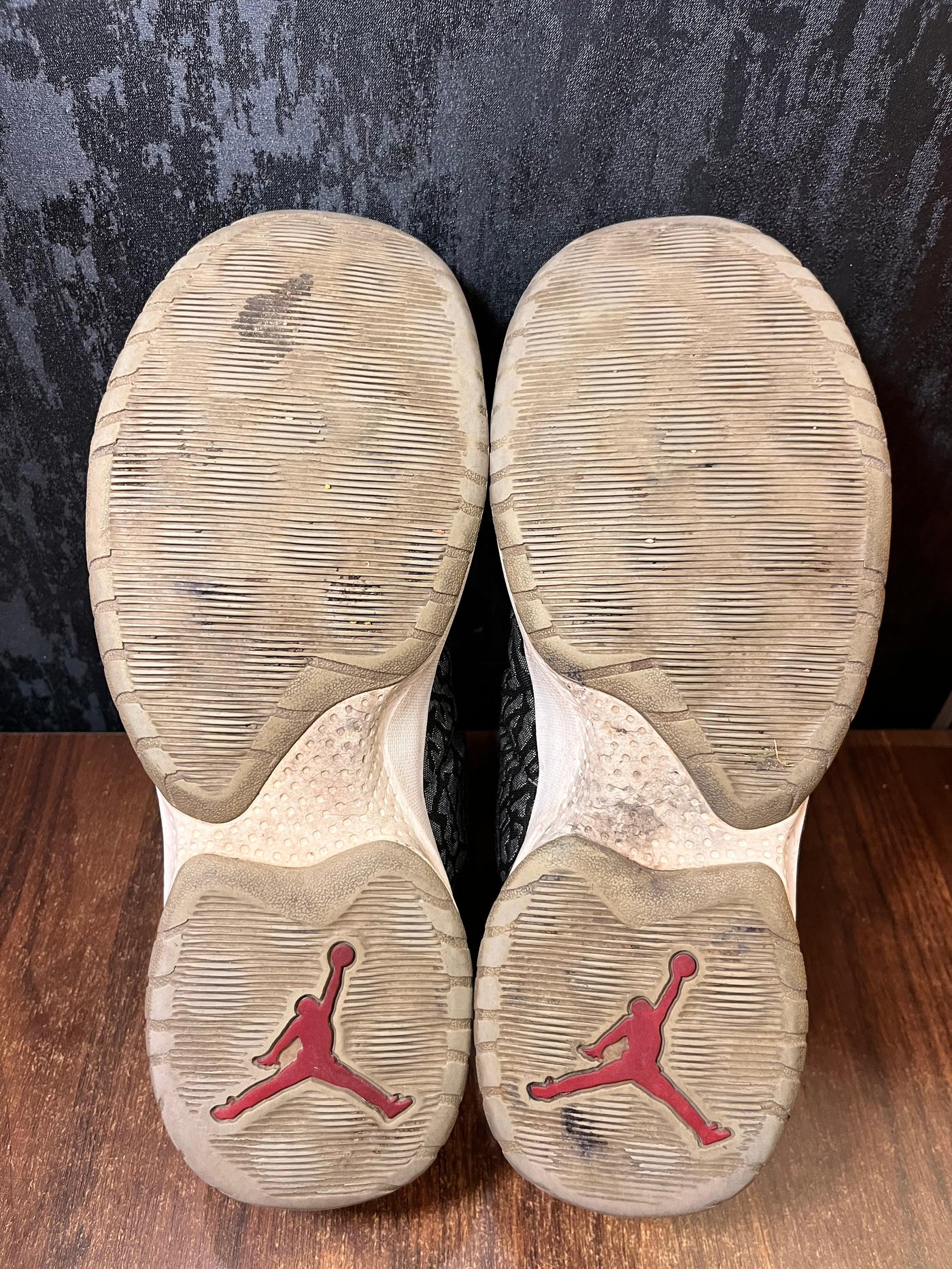 Jordan B.Fly Wolf Grey size 45