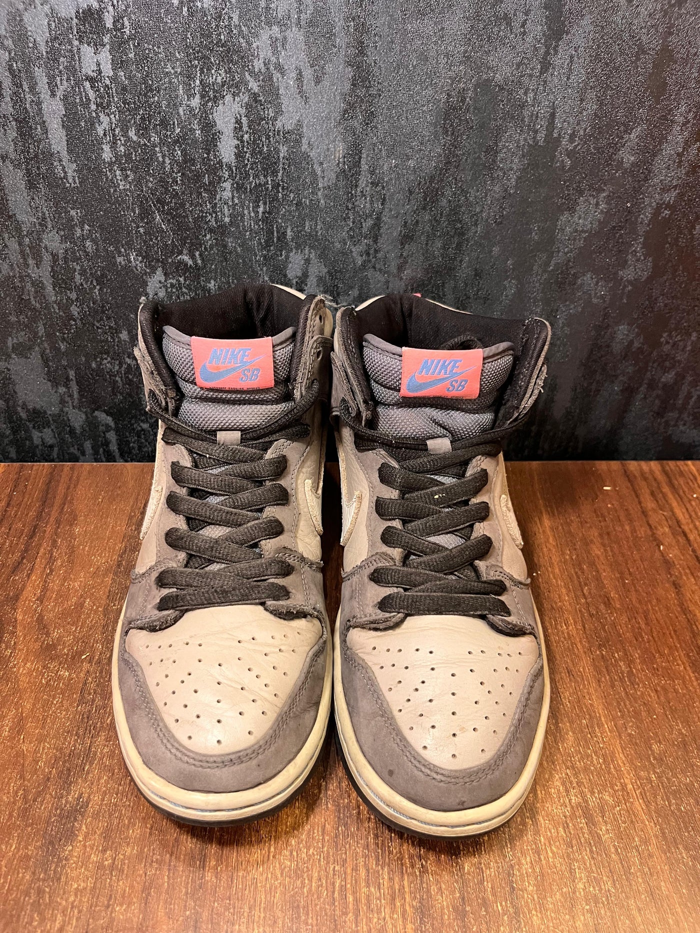 Nike SB Dunk High Pro Medium Grey Pink size 39