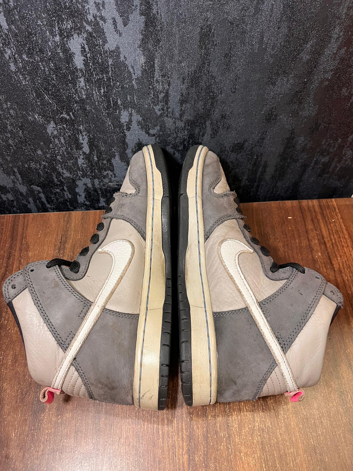 Nike SB Dunk High Pro Medium Grey Pink size 39