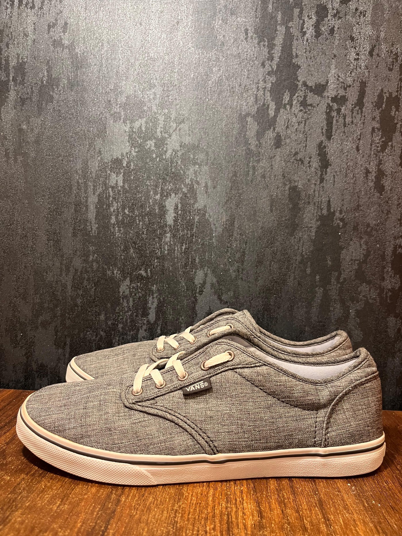 vans atwood grey canvas size 39