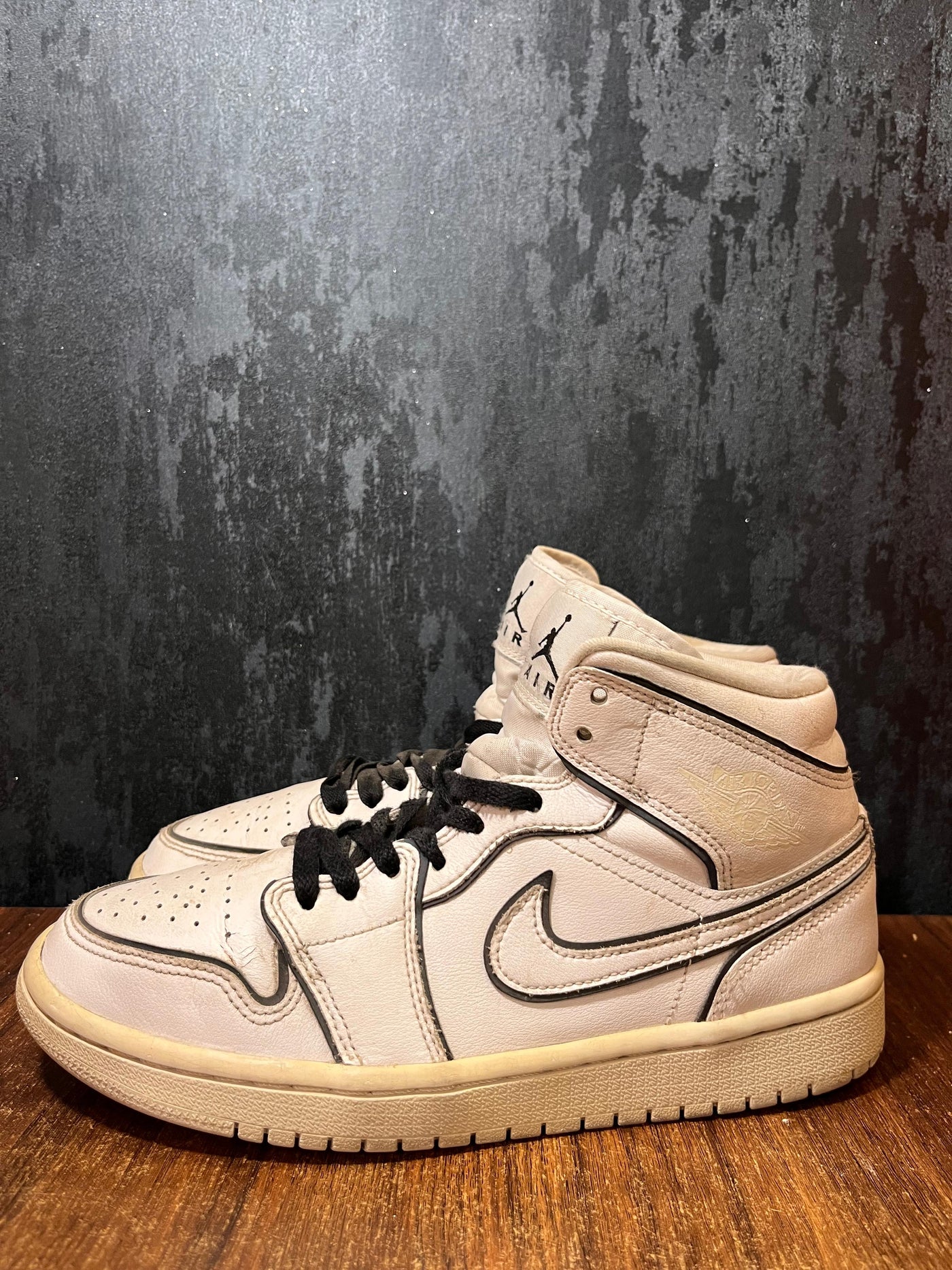 Jordan 1 Mid Iridescent Reflective White (Women's) size 39