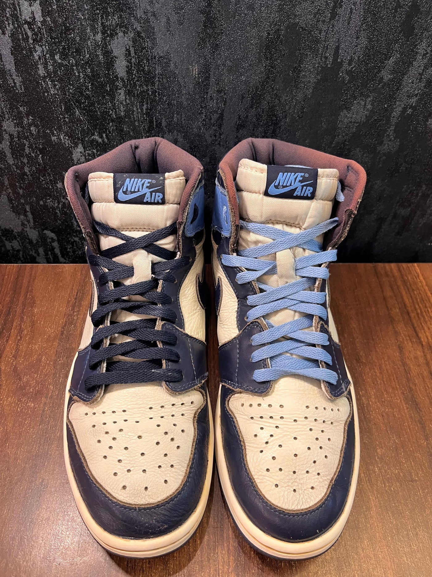 Jordan 1 Retro High Obsidian size 44