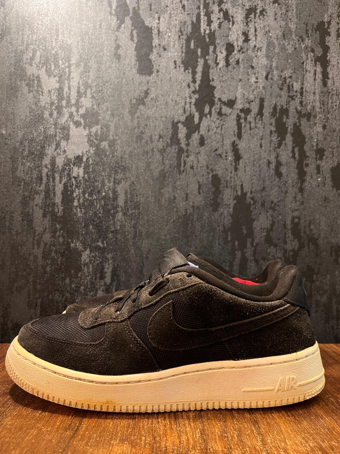NIKE AF1 Black/White Size 38
