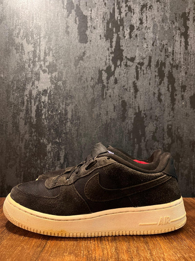 NIKE AF1 Black/White Size 38