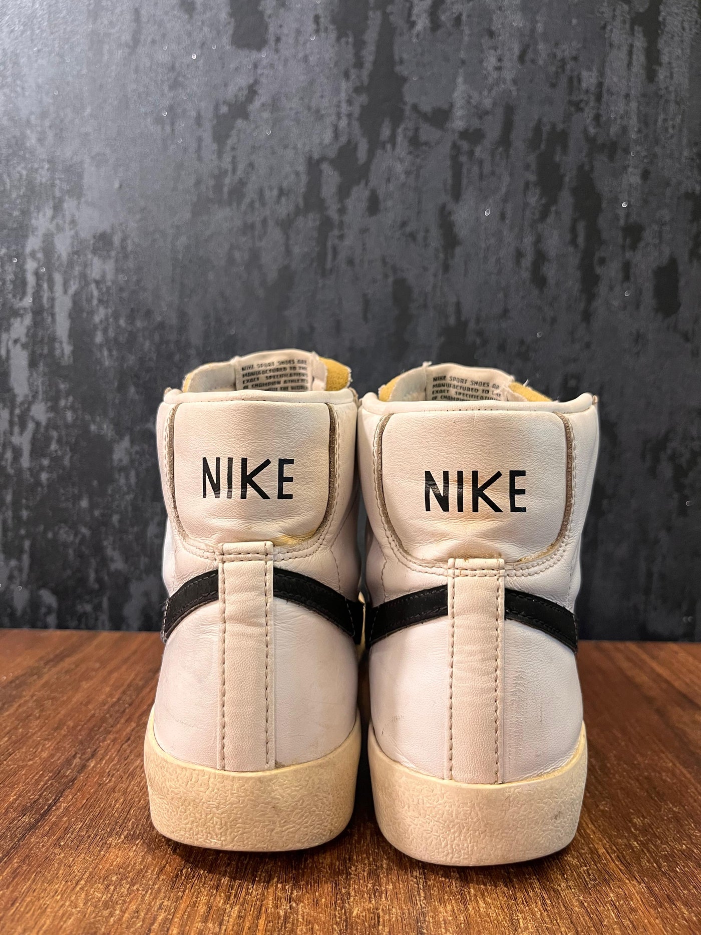Nike Blazer Mid 77 Vintage White Black Size 38