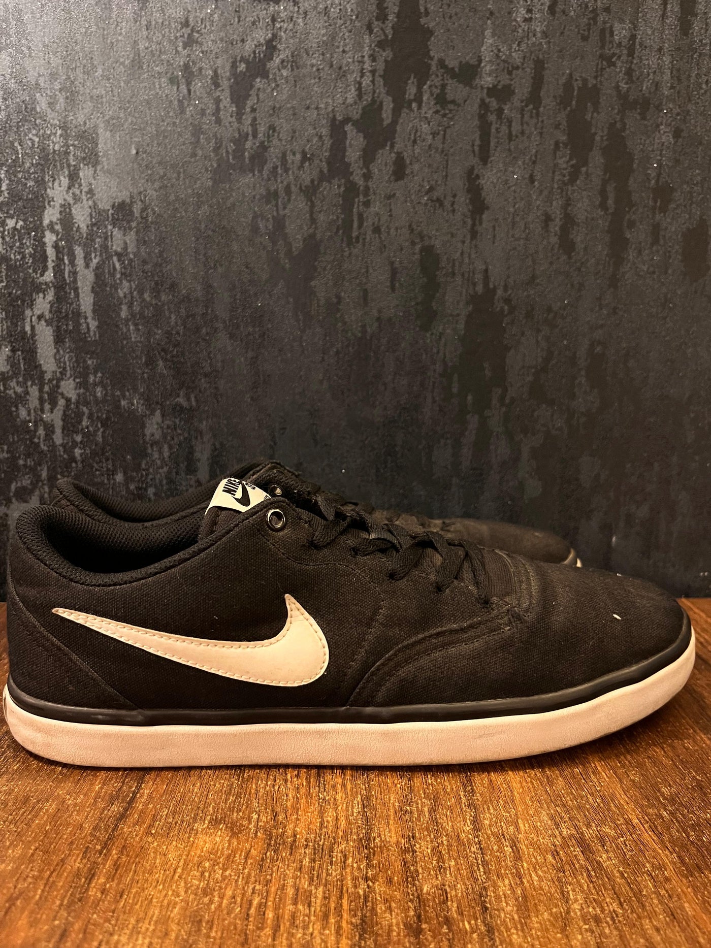 Nike Sb Check Solar Size 44