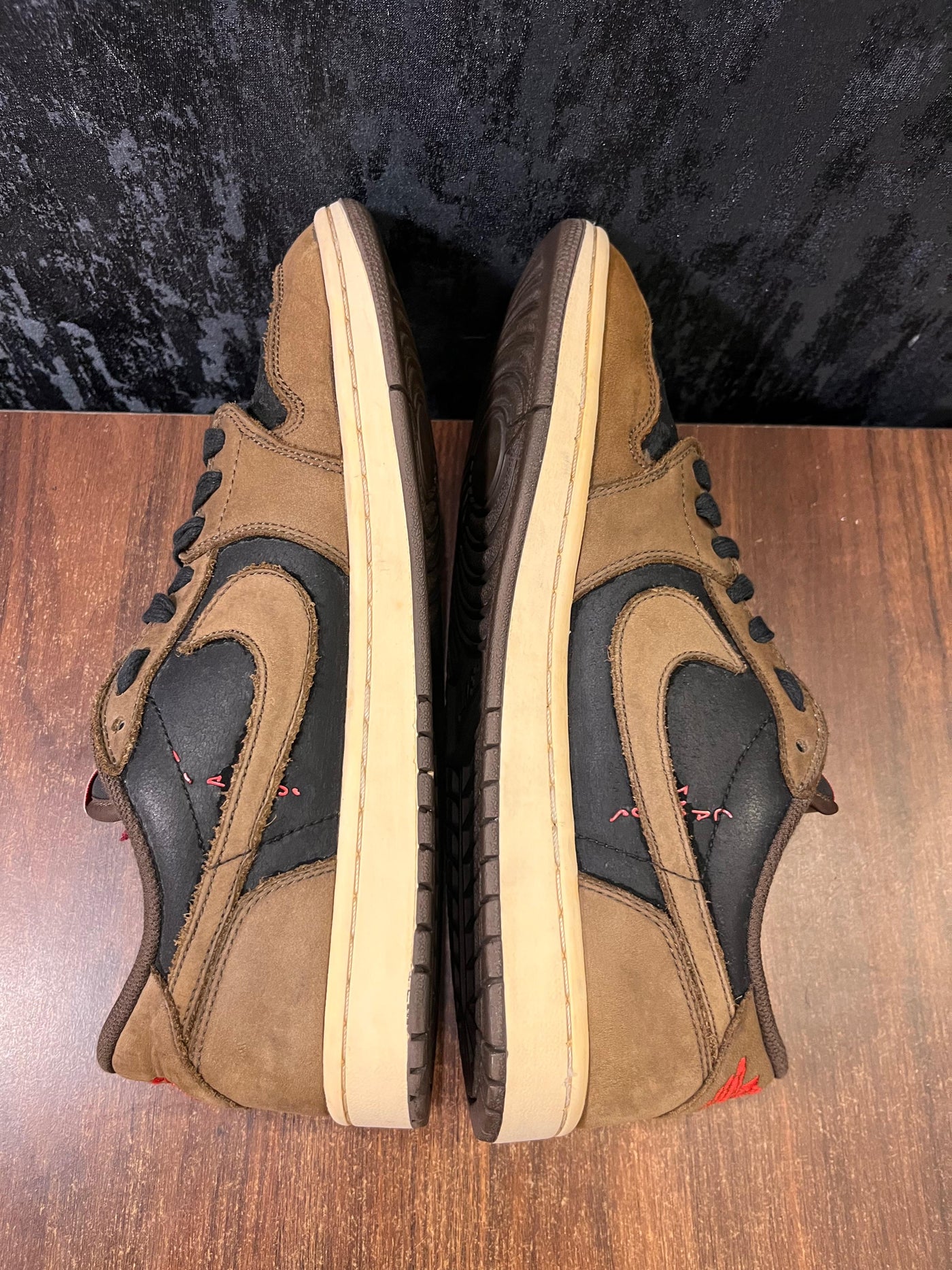 Jordan 1 Retro Low OG SP Travis Scott Mocha size 44